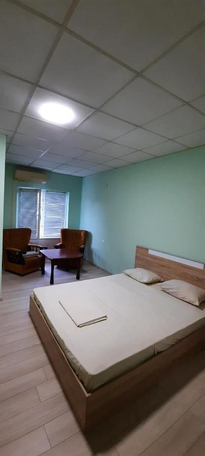 Хотел Елит Kostinbrod Esterno foto