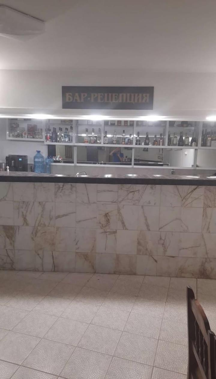 Хотел Елит Kostinbrod Esterno foto